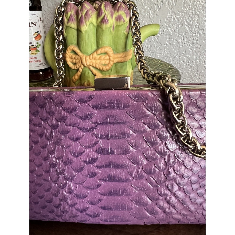 Valerie Steven's Faux Snakeskin Clutch - Picture 2 of 16